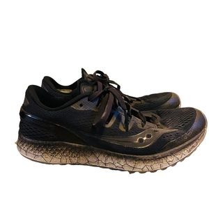 Saucony Freedom ISO EverRun Sneakers